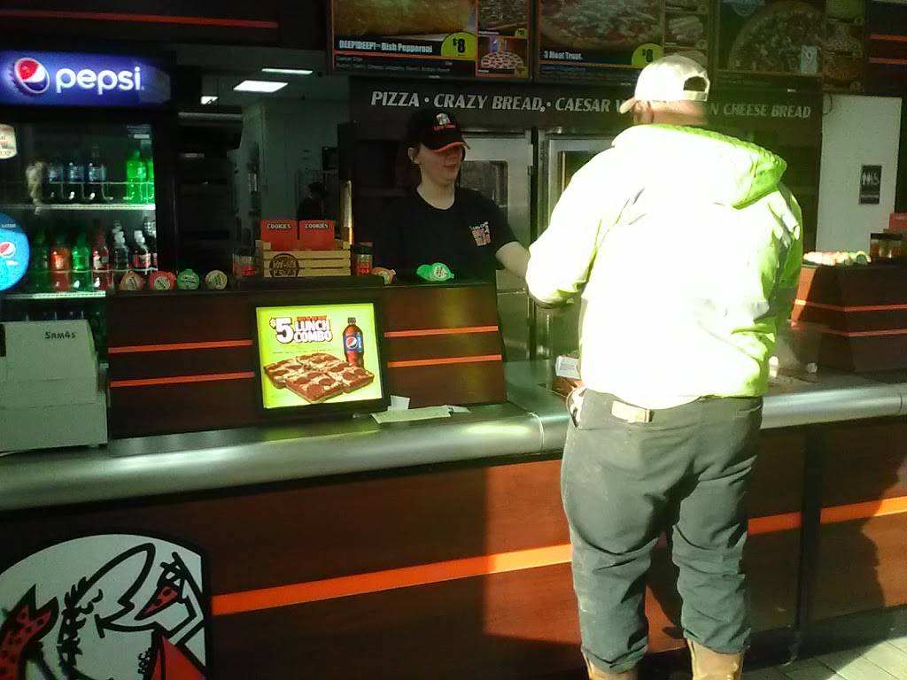 Little Caesars Pizza | meal takeaway | 1065 Wayne Rd, Savannah, TN 38372, USA | 7317278158 OR +1 731-727-8158