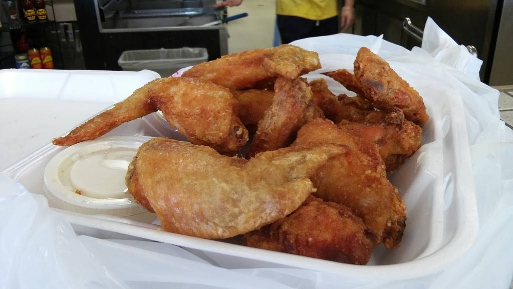 Sals Birdland Restaurants | restaurant | 400 Airpark Dr #10, Rochester, NY 14624, USA | 5853281620 OR +1 585-328-1620