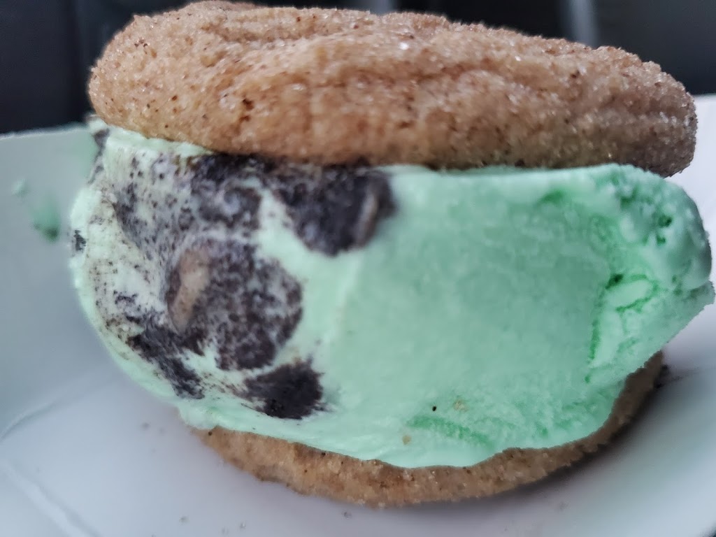 Cookies N Cones | restaurant | 110 F St Ste A, Davis, CA 95616, USA | 5307501905 OR +1 530-750-1905