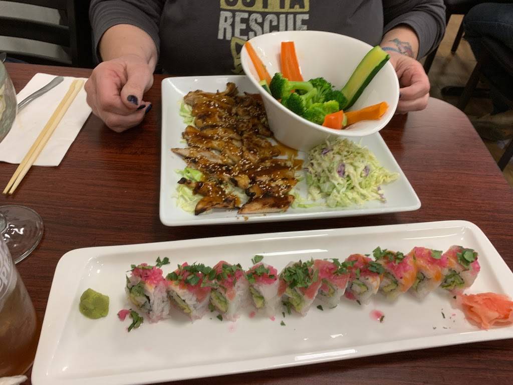 Oishii Sushi Bar & Grill | restaurant | 1950 Piner Rd #110, Santa Rosa, CA 95403, USA | 7073084528 OR +1 707-308-4528