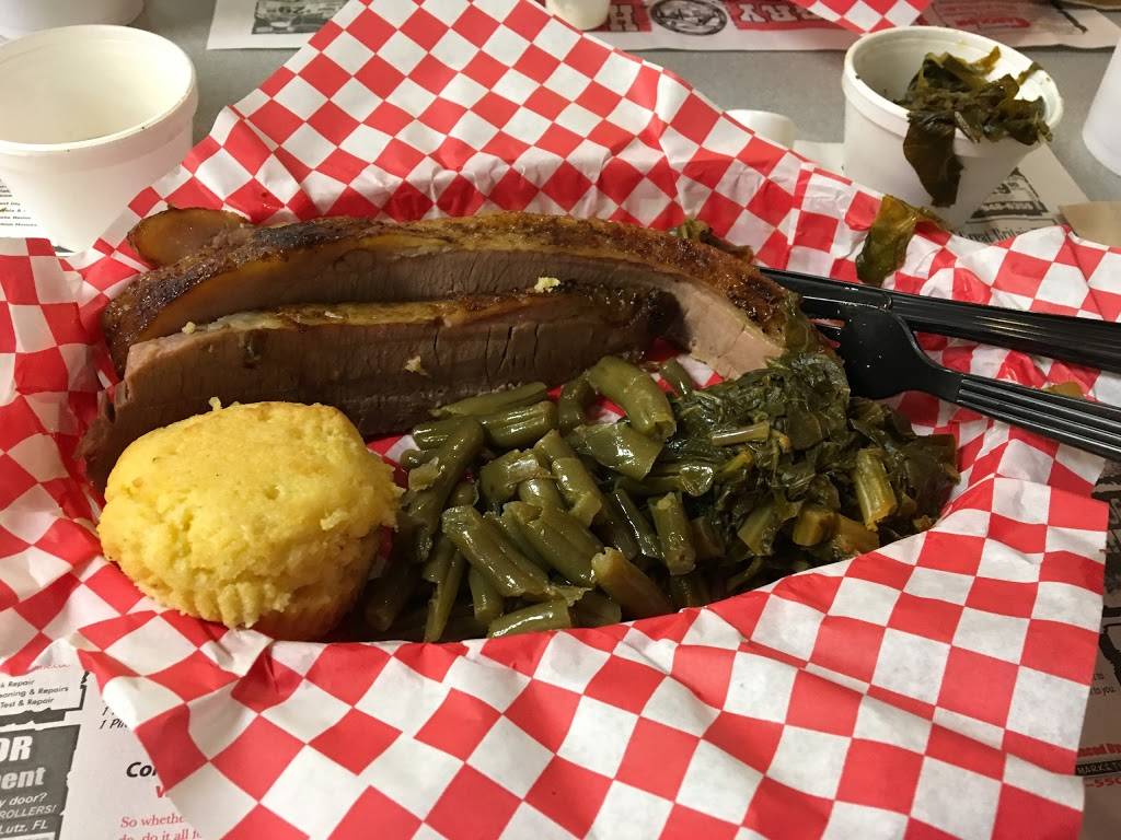 Hungry Harrys Famous BBQ | restaurant | 2006 S Parsons Ave, Seffner, FL 33584, USA | 8136430063 OR +1 813-643-0063