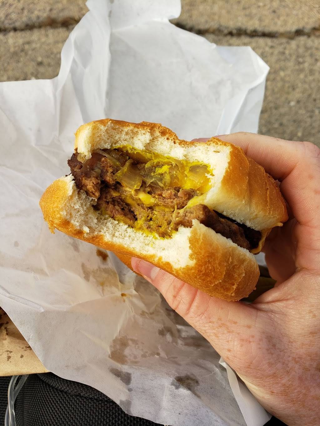 The Original Maxwell Street | restaurant | 3801 W Harrison St, Chicago, IL 60624, USA | 7739402270 OR +1 773-940-2270