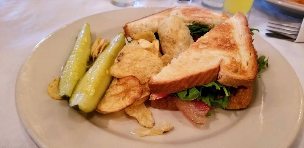 Angelina Ristorante | restaurant | 3561 N Broadway, Chicago, IL 60657, USA | 7739355933 OR +1 773-935-5933