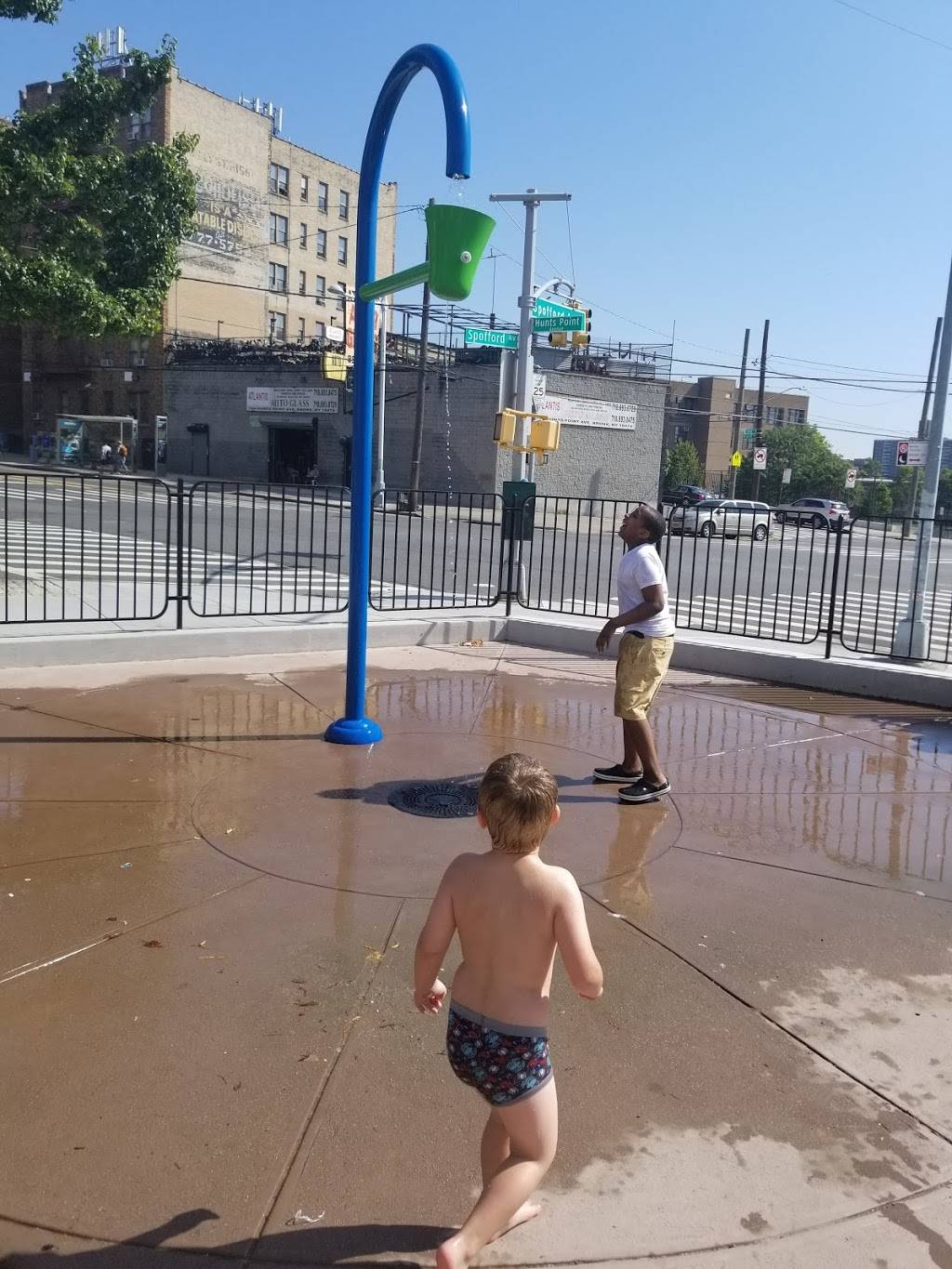 Spofford Deli & Grocery | restaurant | 706 Faile St, The Bronx, NY 10474, USA | 7188422497 OR +1 718-842-2497