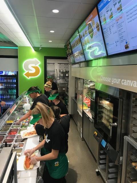 Subway Restaurants | restaurant | 310 Melbourne Rd, Melbourne, ON N0L 1T0, Canada | 2262251950 OR +1 226-225-1950