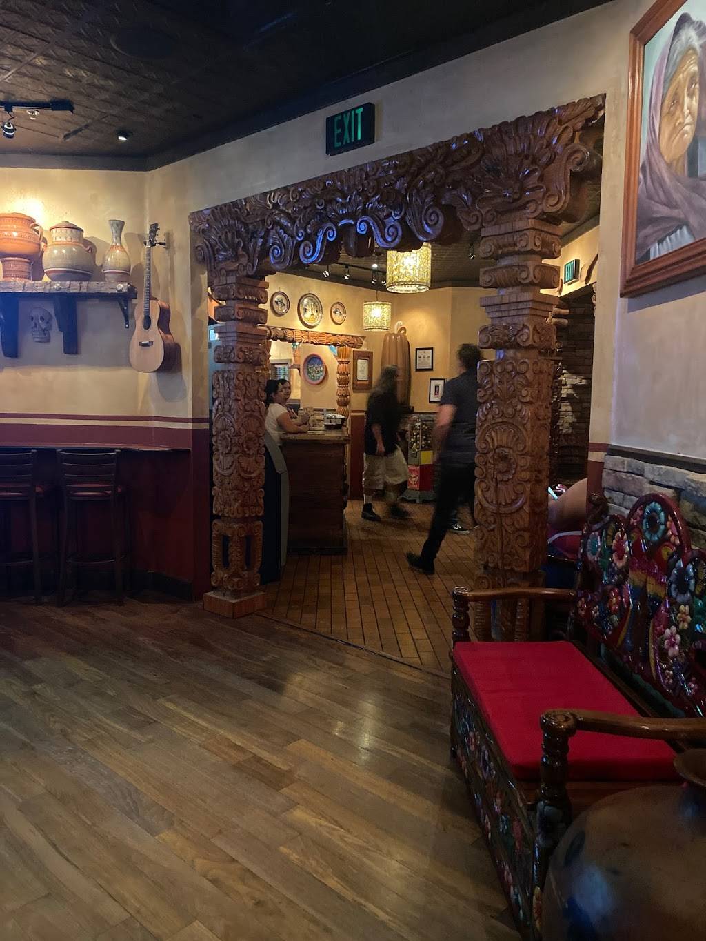 Lindo Michoacan Restaurant | restaurant | 10082 W Flamingo Rd, Las Vegas, NV 89147, USA | 7028389990 OR +1 702-838-9990