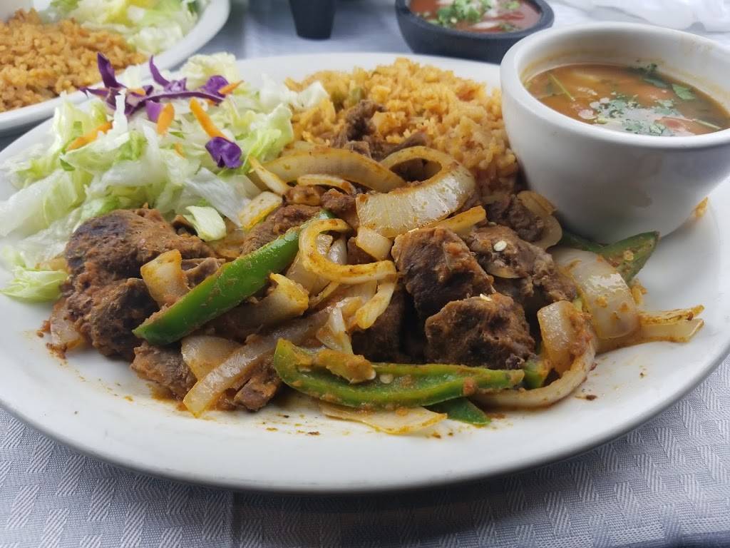 Checos Mexican & American Grill | restaurant | 5999 De Zavala Rd #136 In Post Office Center, San Antonio, TX 78249, USA | 2105585300 OR +1 210-558-5300