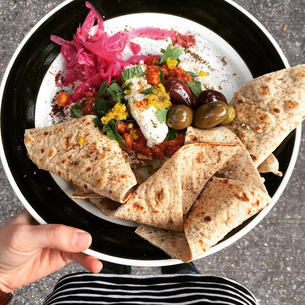 Moss Café | cafe | 3260 Johnson Ave, Bronx, NY 10463, USA | 3472755000 OR +1 347-275-5000