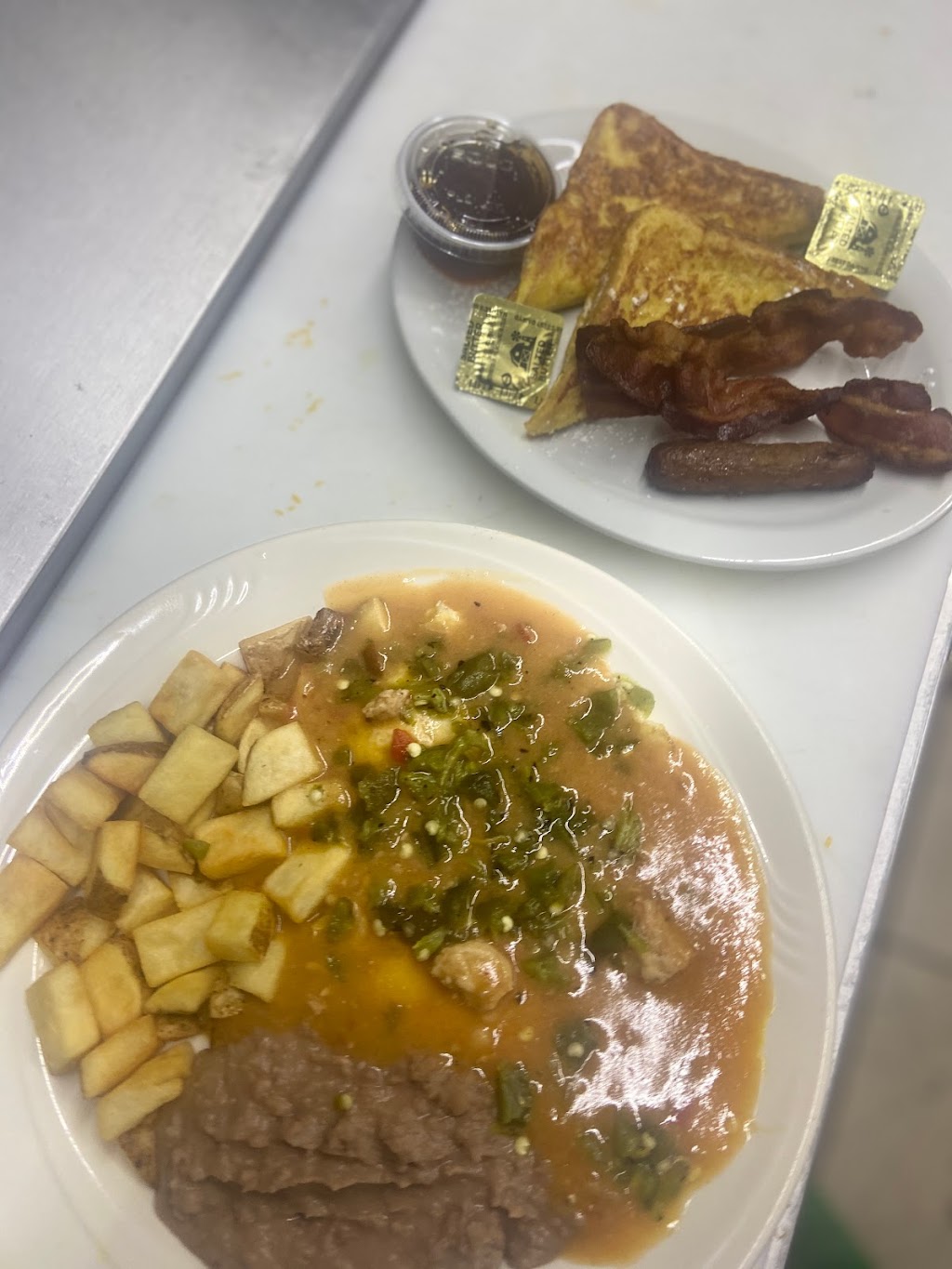 Romeros Cafe & Catering | cafe | 1323 Santa Fe Dr, Pueblo, CO 81006, USA | 7195424453 OR +1 719-542-4453