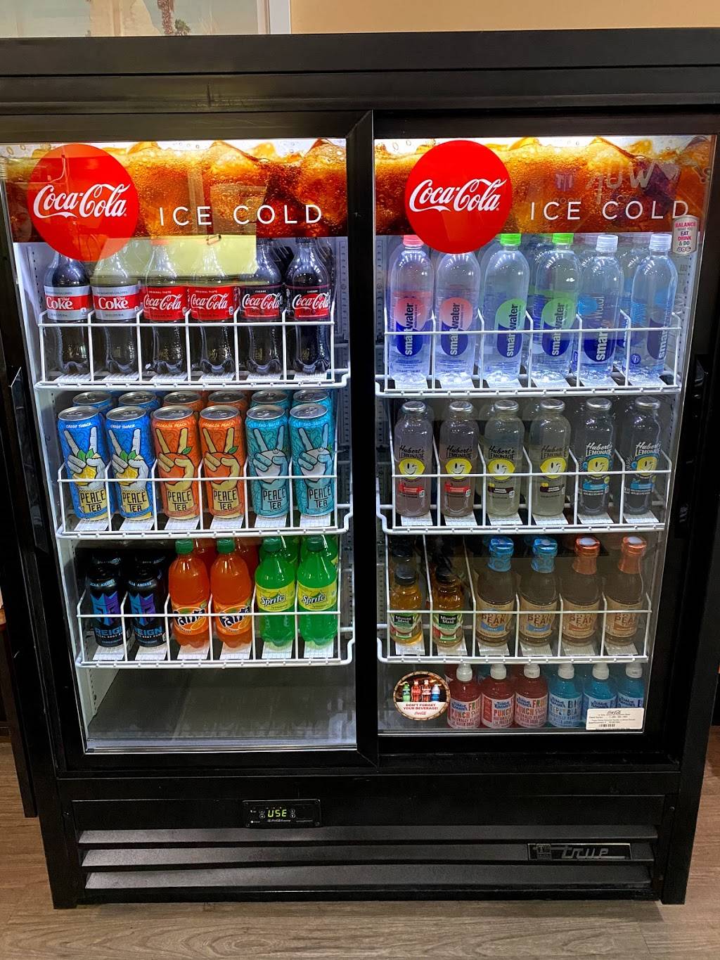 Wok It Out | restaurant | 8414 Market St, Youngstown, OH 44512, USA | 3309531026 OR +1 330-953-1026