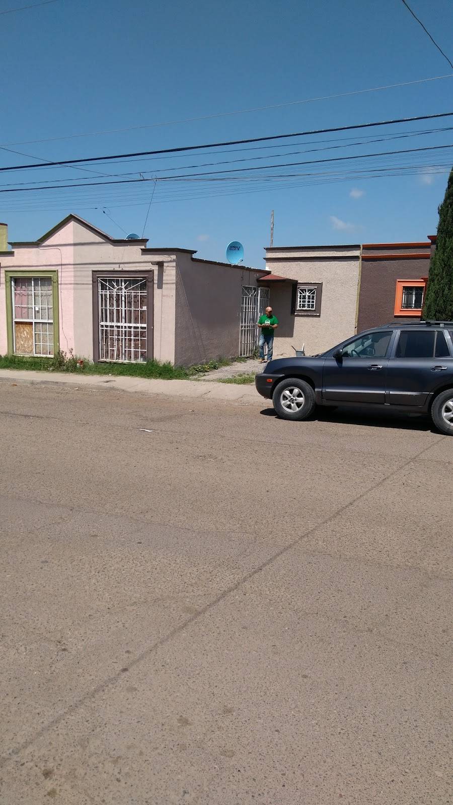 Tacos varios Emanuel | restaurant | Real de Chiluca, Real de San Francisco, Francisco Villa 2da Secc, 22236 Tijuana, B.C., Mexico | 016645431497 OR +52 664 543 1497