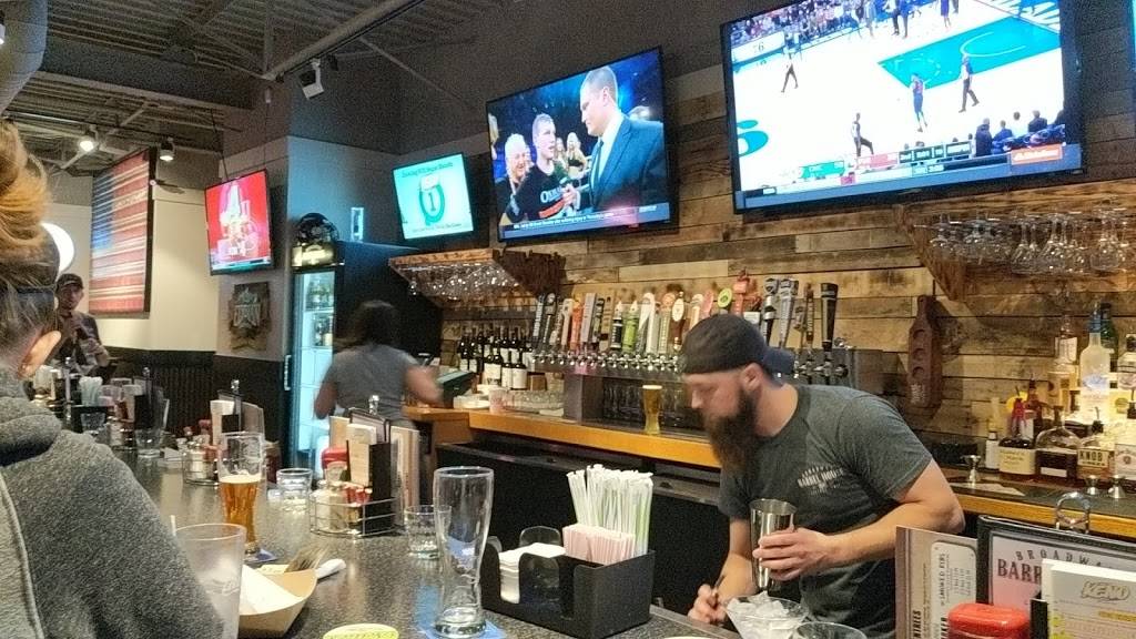 Broadway Barrel House | restaurant | 402 N Broadway St, Lebanon, OH 45036, USA | 5139347799 OR +1 513-934-7799