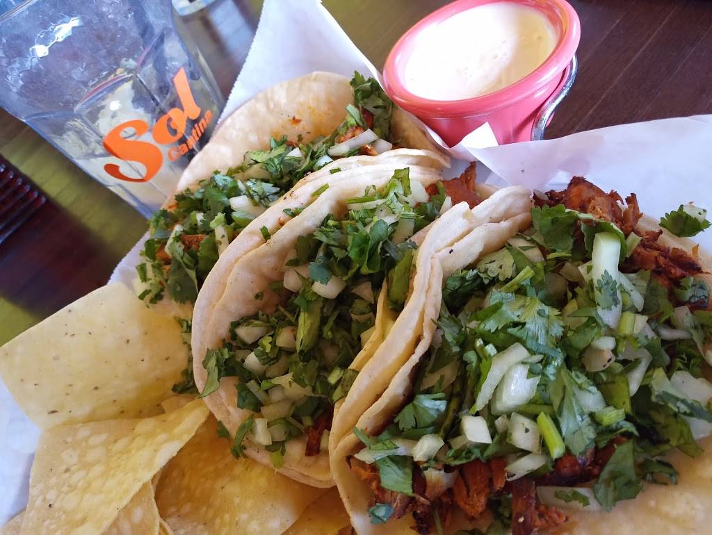 Sol Cantina | restaurant | 408 E 31st St, Kansas City, MO 64108, USA | 8169318080 OR +1 816-931-8080