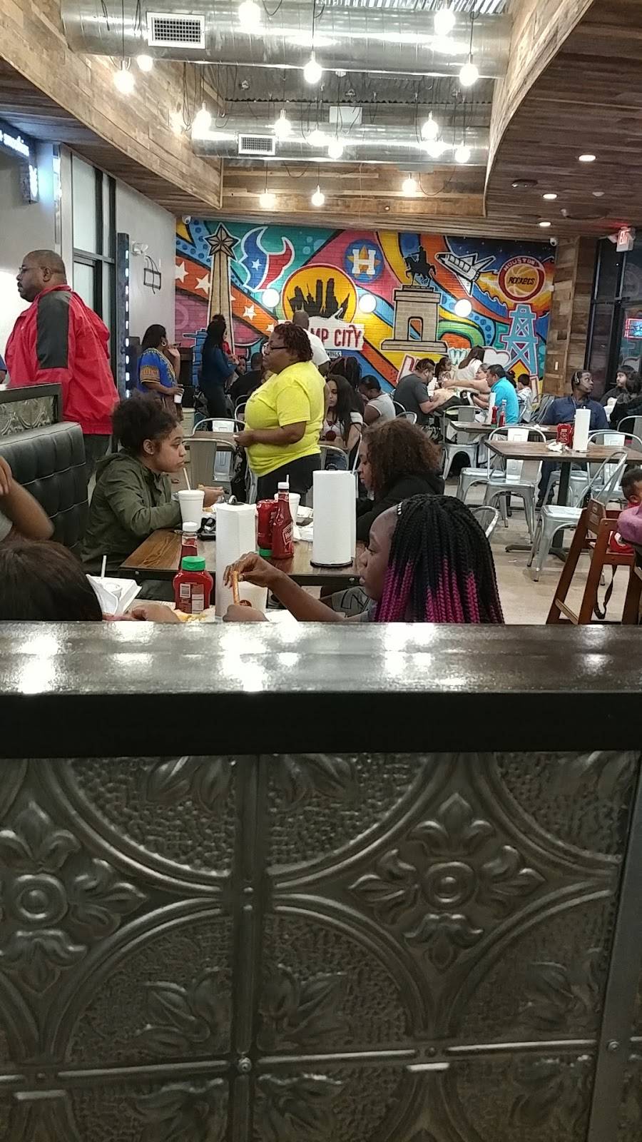 Swamp City Seafood Restaurant | restaurant | 300 W Little York Rd, Houston, TX 77076, USA | 8323019488 OR +1 832-301-9488