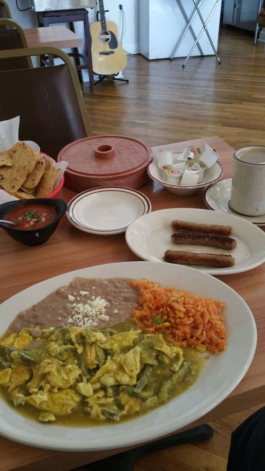 Rams Mexican Restaurant | restaurant | 2302 S Blue Island Ave, Chicago, IL 60608, USA | 7738237159 OR +1 773-823-7159