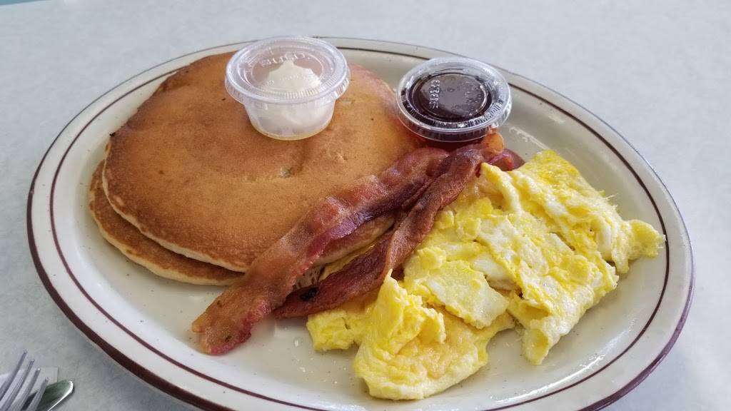 Dinos Chicken and Burgers | restaurant | 843 Arrow Hwy, Azusa, CA 91702, USA | 6268126400 OR +1 626-812-6400