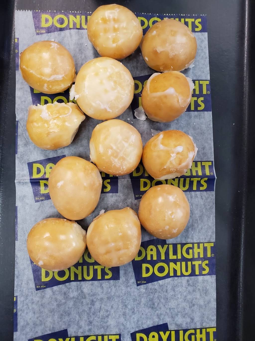 SoJo Daylight Donuts | bakery | 10497 S Redwood Rd, South Jordan, UT 84095, USA | 8014412362 OR +1 801-441-2362