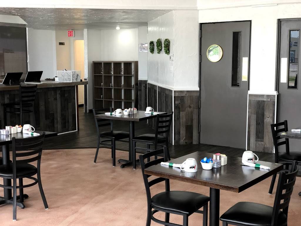 Las Hadas Grill | restaurant | 4750 S Colony Blvd Ste.120, The Colony, TX 75056, USA | 2144078981 OR +1 214-407-8981