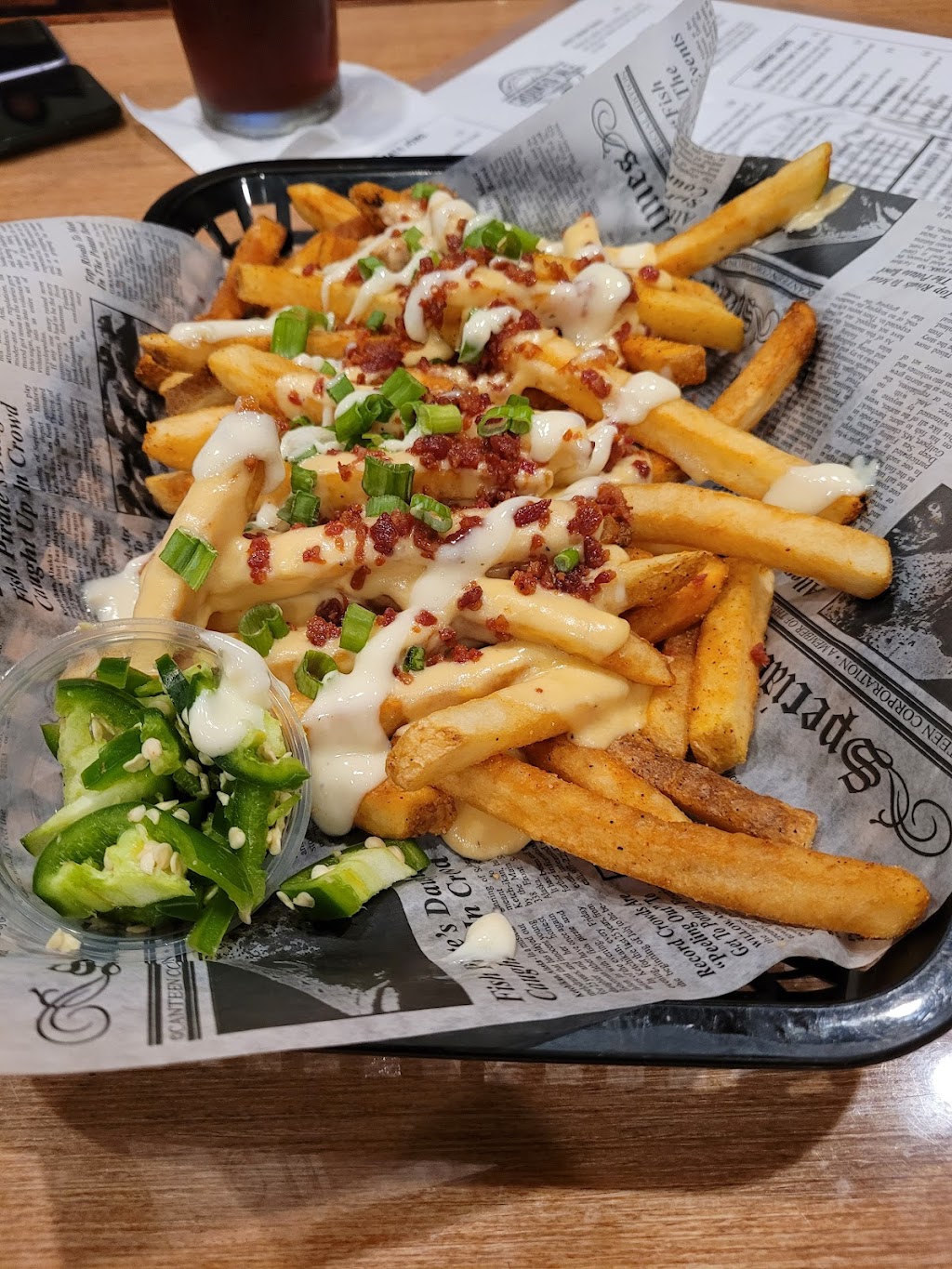 Crooked Tale Gastropub | restaurant | 5206 S Ferdon Blvd, Crestview, FL 32536, USA | 8503312240 OR +1 850-331-2240