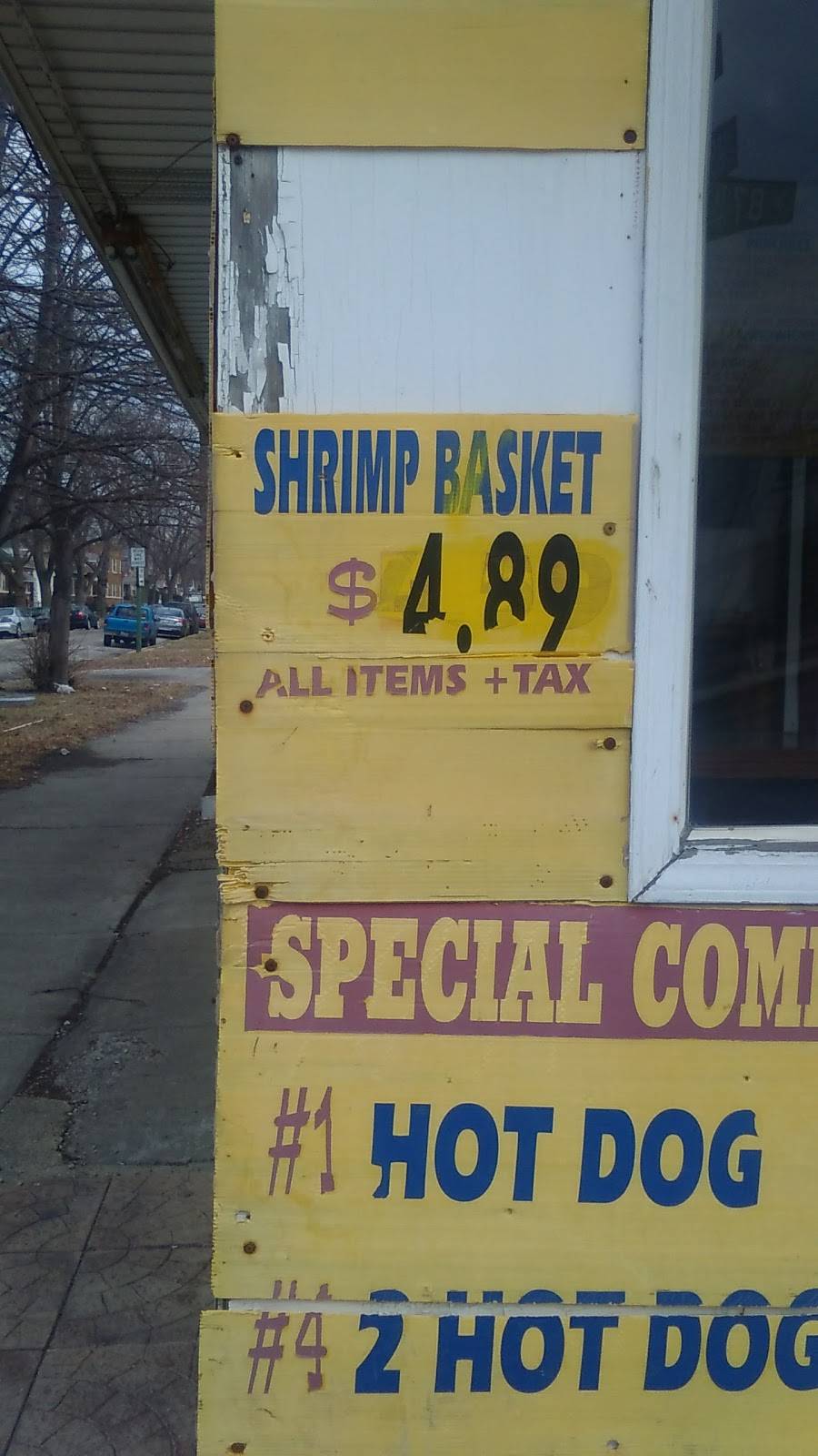 Maxwell Express | restaurant | 1058 W 87th St, Chicago, IL 60620, USA | 7739620810 OR +1 773-962-0810