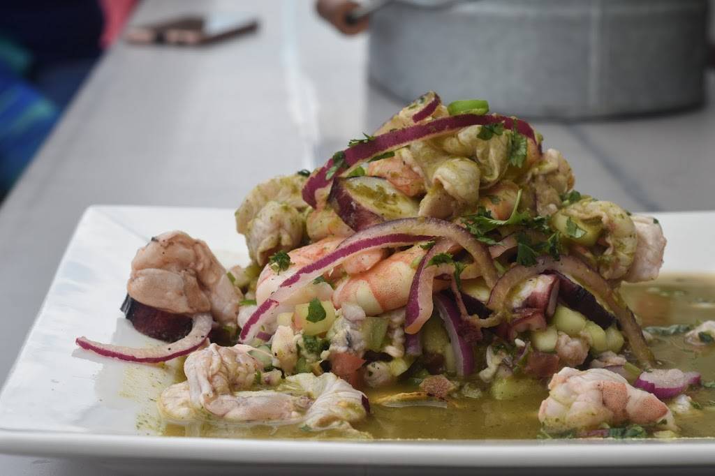 Tacos Y Mariscos Gio | restaurant | 395 S Federal Blvd, Denver, CO 80219, USA | 7205777849 OR +1 720-577-7849