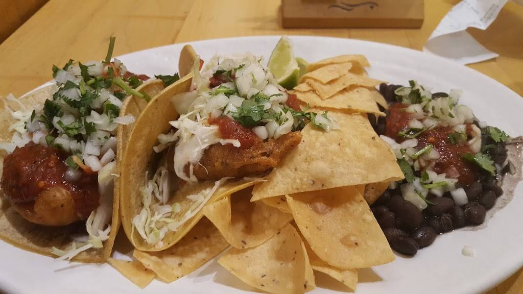 Rubios Coastal Grill | restaurant | 751 Center Dr Suite 106, San Marcos, CA 92069, USA | 7607456918 OR +1 760-745-6918