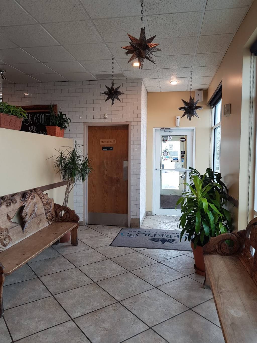 Alfredos Mexican Cafe | restaurant | 1751 Garth Brooks Blvd, Yukon, OK 73099, USA | 4053544343 OR +1 405-354-4343