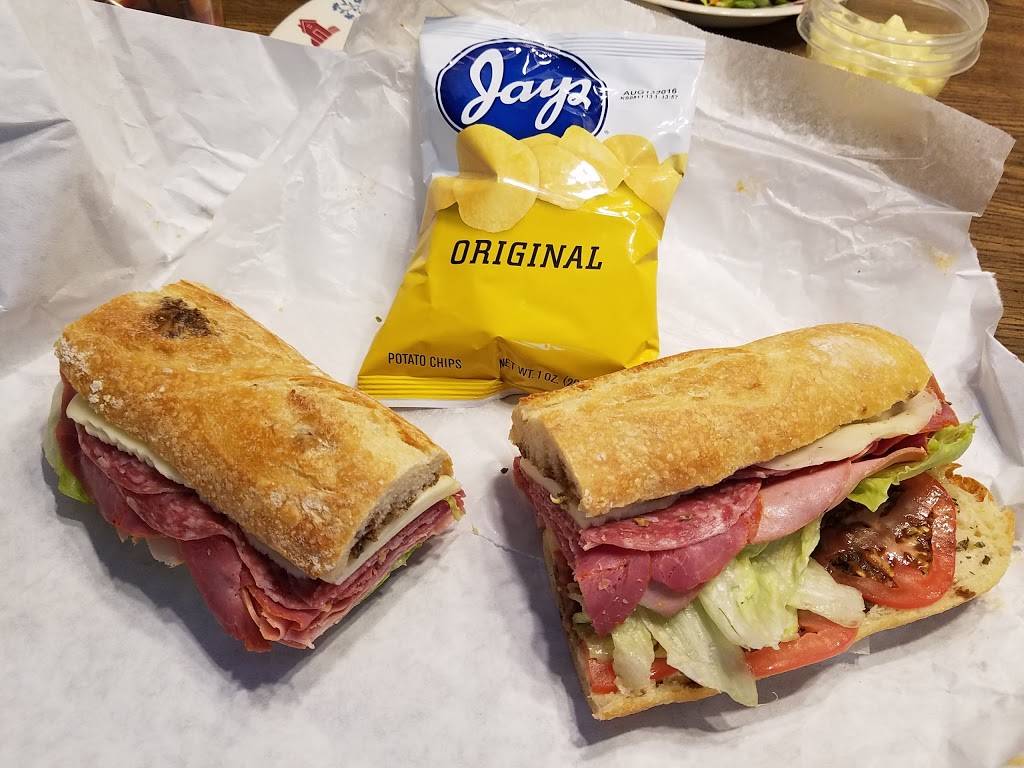 Elenas Cucina | restaurant | 800 W Lake St #106, Roselle, IL 60172, USA | 6303070130 OR +1 630-307-0130