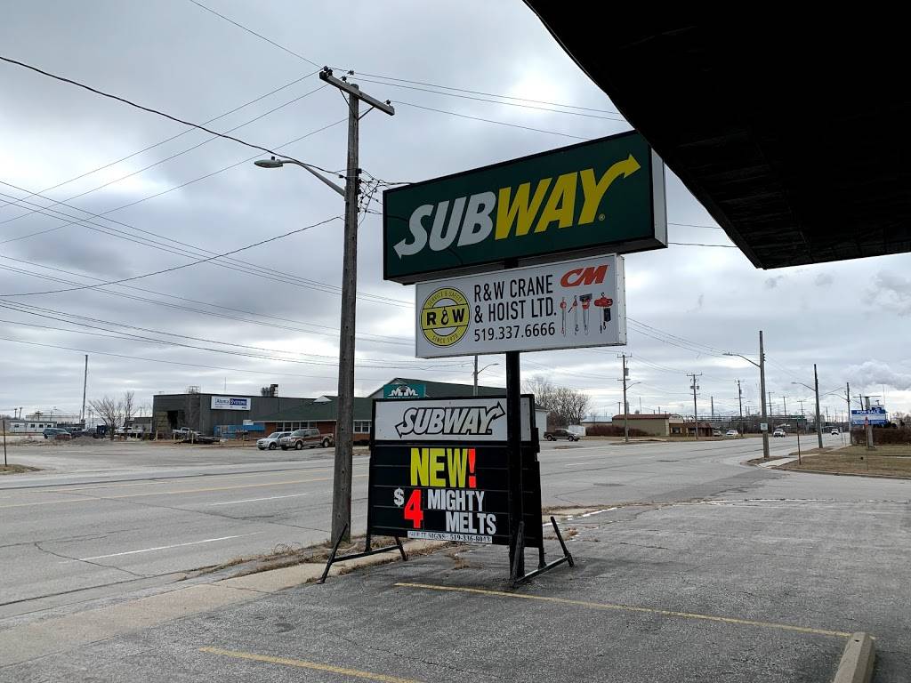 Subway | restaurant | 535 Vidal St S, Sarnia, ON N7T 2V7, Canada | 5193377171 OR +1 519-337-7171