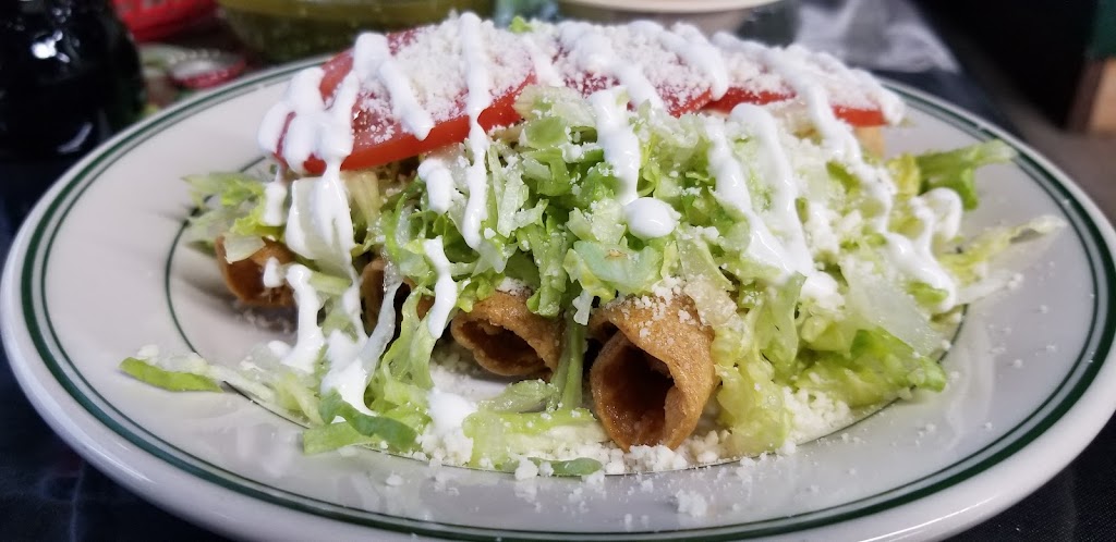 La Iguana Mexican restaurant | restaurant | 8895 Pendleton Pike, Indianapolis, IN 46226, USA | 3177343802 OR +1 317-734-3802