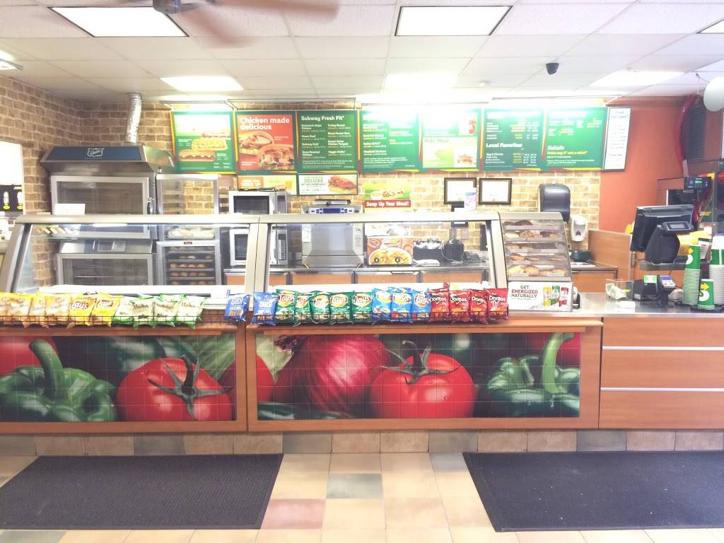 Subway Restaurants | restaurant | 1-13 South Bdwy, 10 Main St #2, Tarrytown, NY 10591, USA | 9146310612 OR +1 914-631-0612