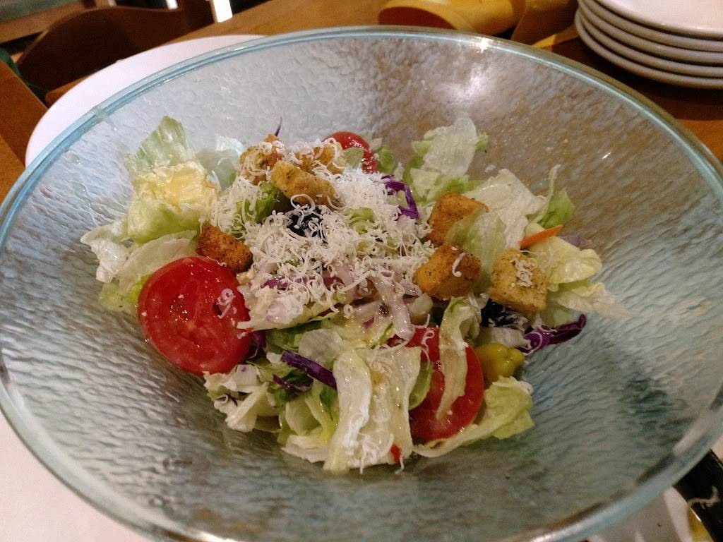 Olive Garden Italian Restaurant | meal takeaway | 891 Foxcroft Ave, Martinsburg, WV 25401, USA | 3042601080 OR +1 304-260-1080