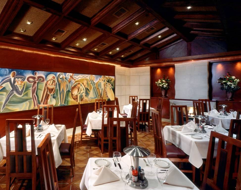 Lawrys The Prime Rib | restaurant | 4043 Howard Hughes Pkwy, Las Vegas, NV 89169, USA | 7028932223 OR +1 702-893-2223