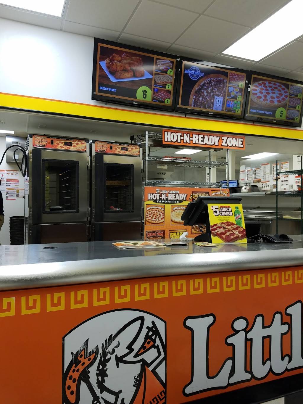 Little Caesars Pizza | meal takeaway | 2046 Davidsonville Rd, Crofton, MD 21114, USA | 4104510123 OR +1 410-451-0123