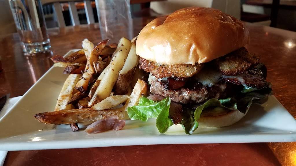 Adrift Restaurant | restaurant | 510 Commercial Ave, Anacortes, WA 98221, USA | 3605880653 OR +1 360-588-0653