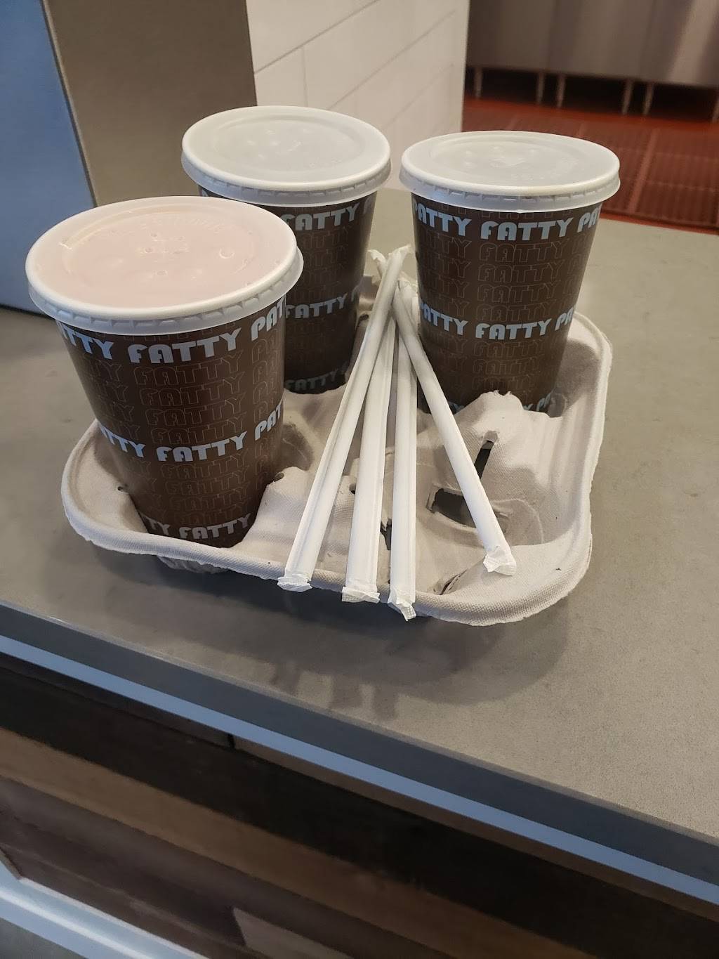 FATTY PATTY | restaurant | 762 River Rd, Shelton, CT 06484, USA | 4752695105 OR +1 475-269-5105