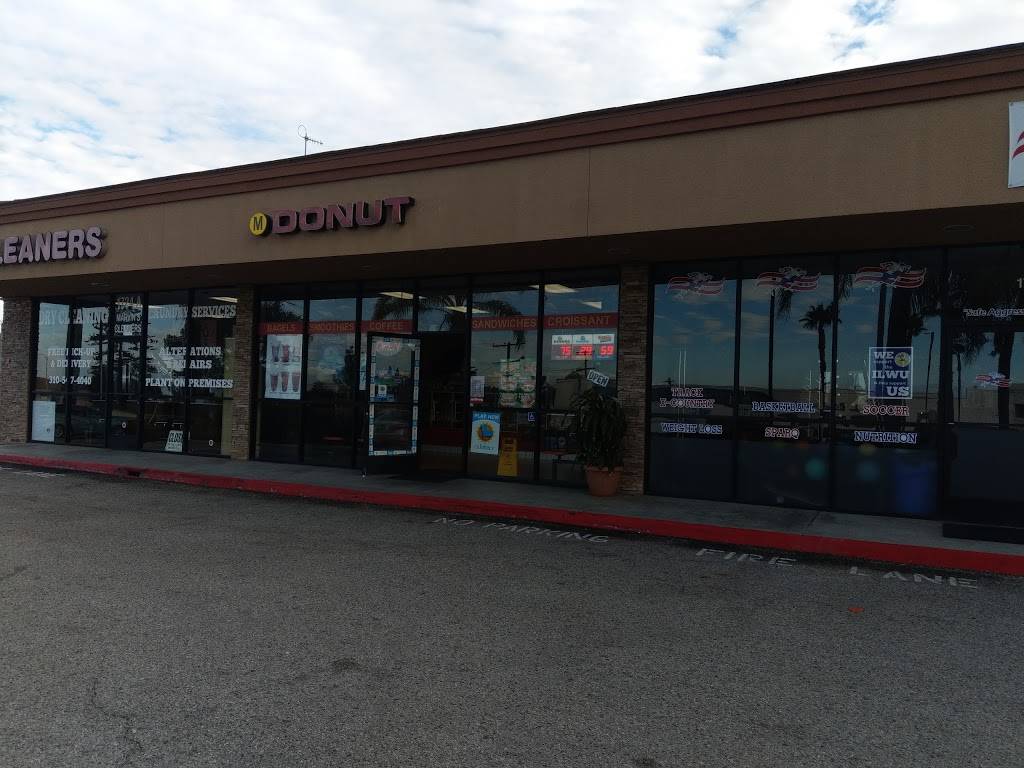 M Donut | cafe | 1724 Palos Verdes Dr N Ste B, Harbor City, CA 90710, USA | 3102217120 OR +1 310-221-7120