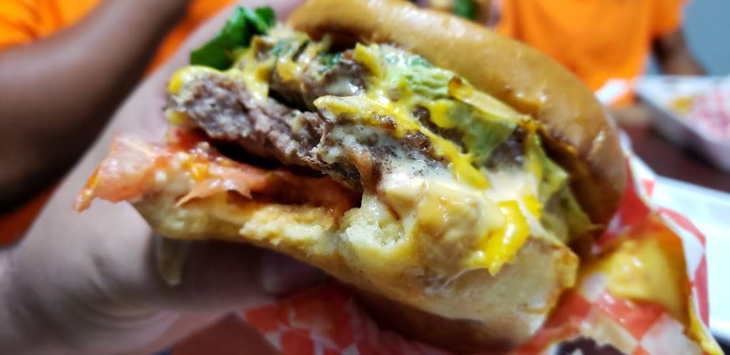 Phils Cafe | cafe | 8178 Mission Boulevard, Riverside, CA 92509, USA | 9517901396 OR +1 951-790-1396