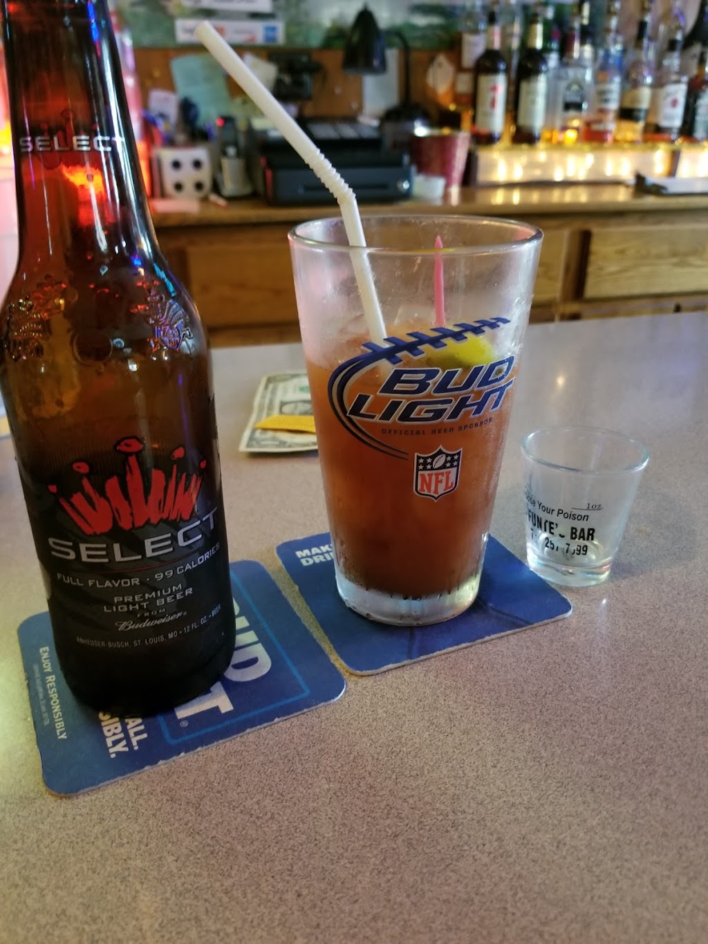 Funtes Bar & Grill | restaurant | 215 S Main St, Greenwood, WI 54437, USA | 7152677599 OR +1 715-267-7599