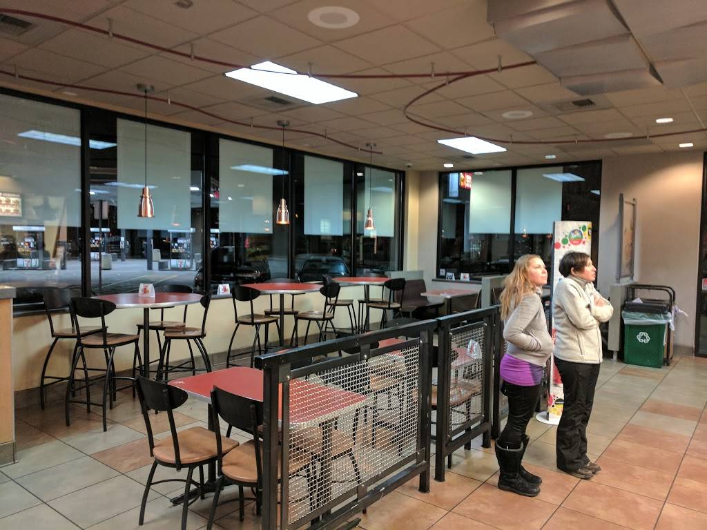 Jack in the Box | restaurant | 999 NW Leary Way, Seattle, WA 98107, USA | 2067060524 OR +1 206-706-0524