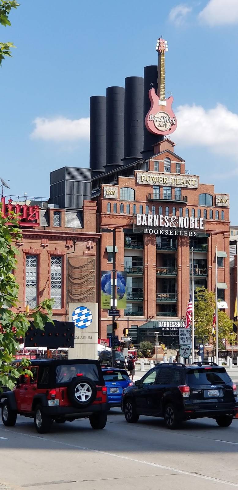 Nalley Fresh | restaurant | 400 E Pratt St, Baltimore, MD 21202, USA | 4438859437 OR +1 443-885-9437