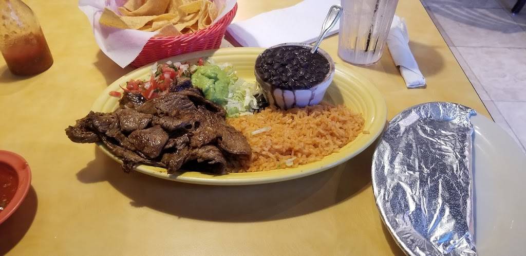 Mi Casa Mexican Restaurant | restaurant | 8265 GA-92, Woodstock, GA 30189, USA | 7705913483 OR +1 770-591-3483