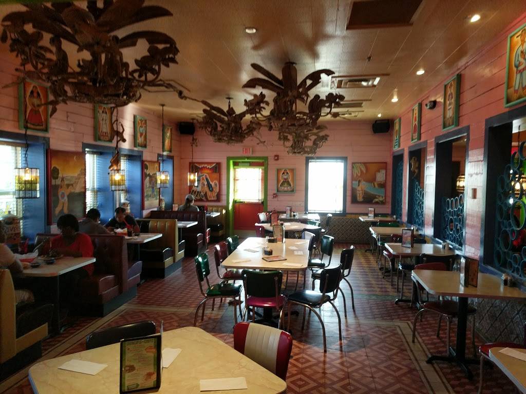 Chuys | restaurant | 801 NW Broad St, Murfreesboro, TN 37129, USA | 6154941660 OR +1 615-494-1660