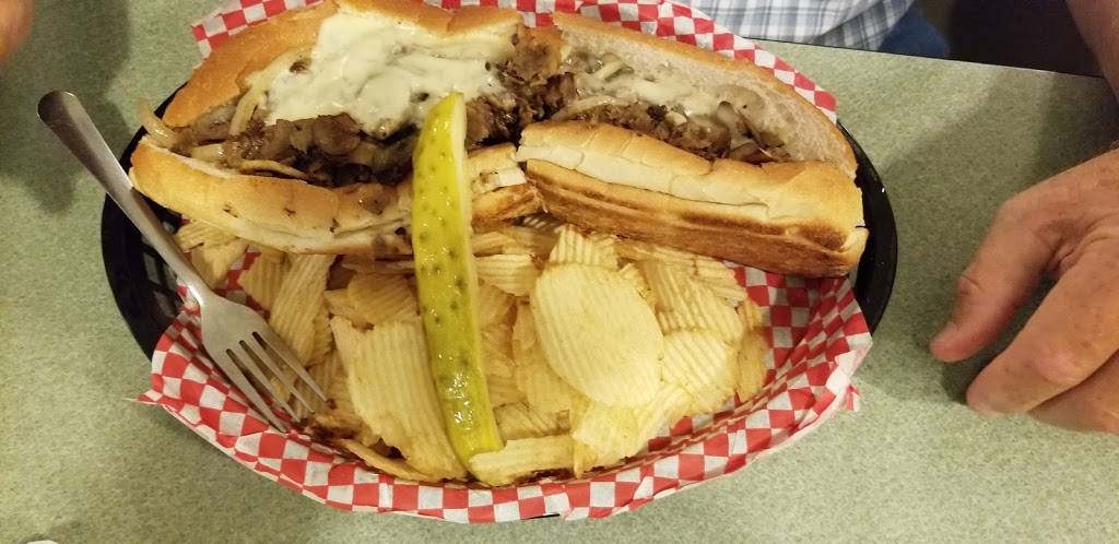 Elizabeths Pizza | restaurant | 22059 Jeb Stuart Hwy, Stuart, VA 24171, USA | 2766942630 OR +1 276-694-2630