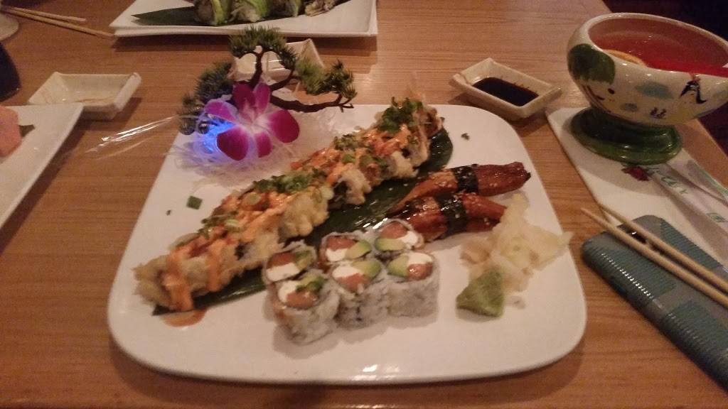 Mahzu Japanese Restaurant | restaurant | 624 W Main St, Norwich, CT 06360, USA | 8608898288 OR +1 860-889-8288