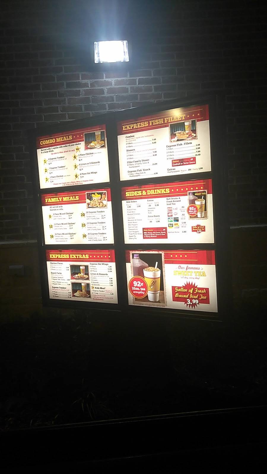 Chicken Express | restaurant | 1806 E Main St, League City, TX 77573, USA | 2813162804 OR +1 281-316-2804