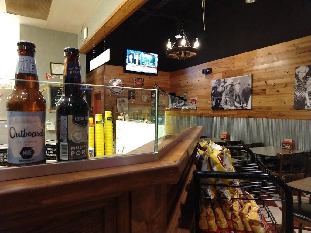 Dickeys Barbecue Pit | restaurant | 2719 Calumet Dr, Sheboygan, WI 53083, USA | 9207836789 OR +1 920-783-6789