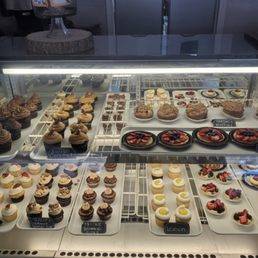 Sams Custom Cakes and Catering | meal takeaway | 213 Main St, Rio Vista, CA 94571, USA | 7075079345 OR +1 707-507-9345