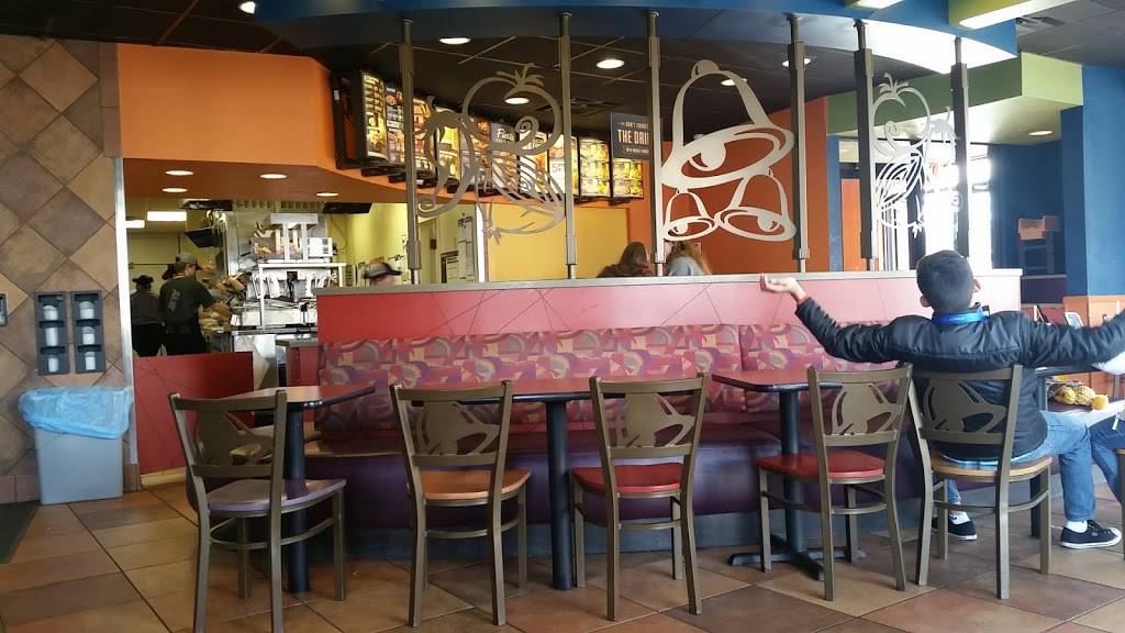 Taco Bell | meal takeaway | 3725 E Harry St, Wichita, KS 67218, USA | 3166855665 OR +1 316-685-5665