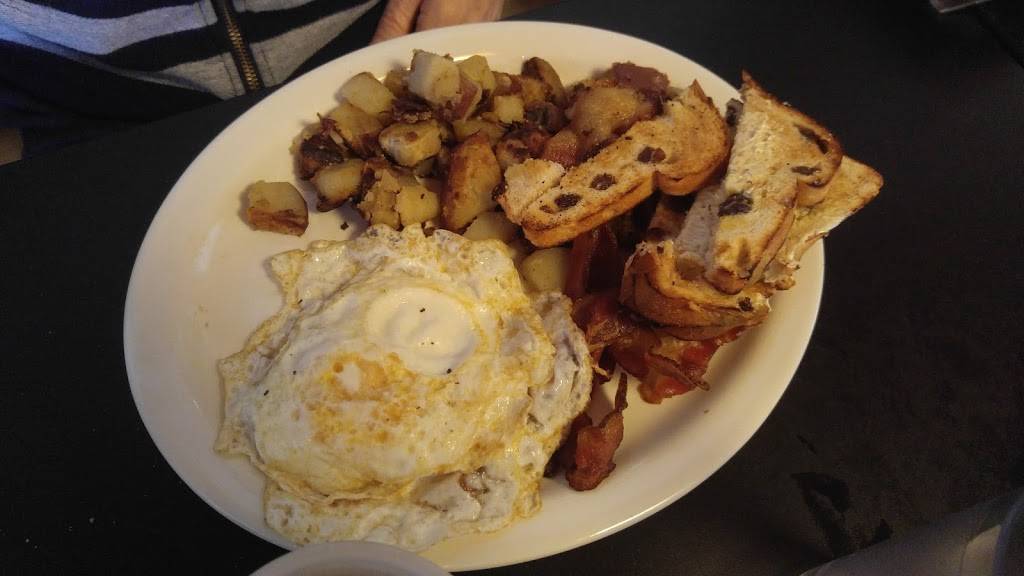 Over Easy Cafe | cafe | 220 Redemption Rock Trail, Sterling, MA 01564, USA | 9784226686 OR +1 978-422-6686